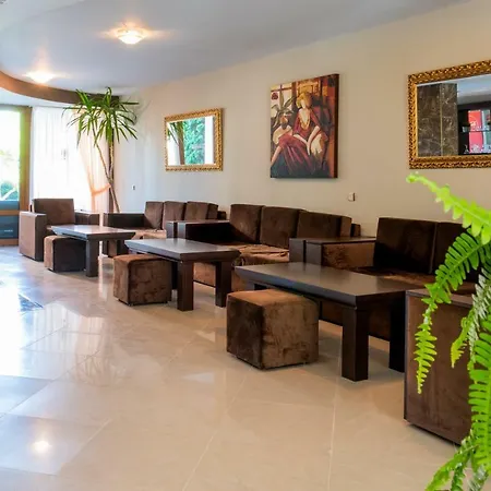 South Beach - New Management And Free Beach Access 4* 茨雷沃